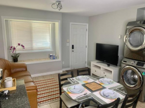 2BR near Skytrain station, Private and convenient